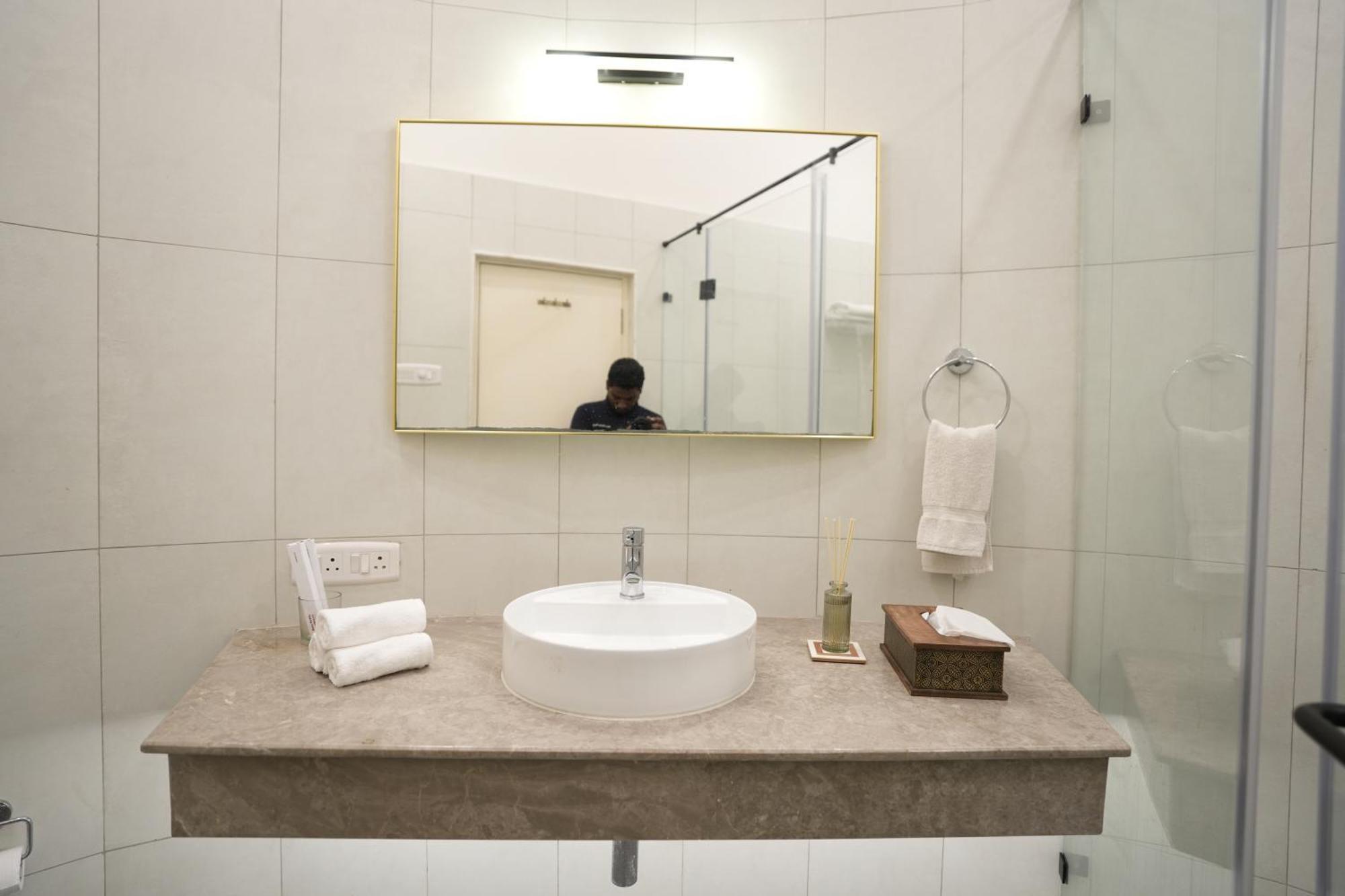 Hanu Reddy Residences Poes Garden