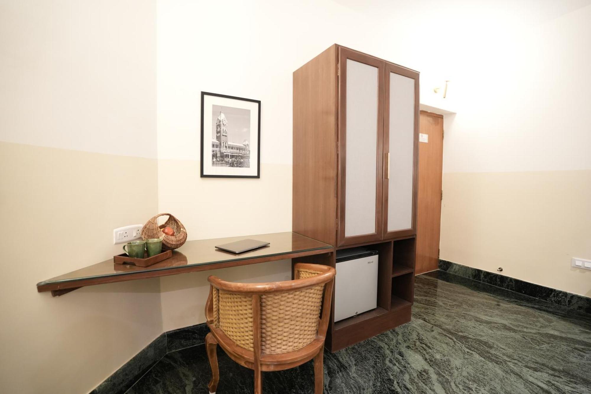 Country house Hanu Reddy Residences Poes Garden *