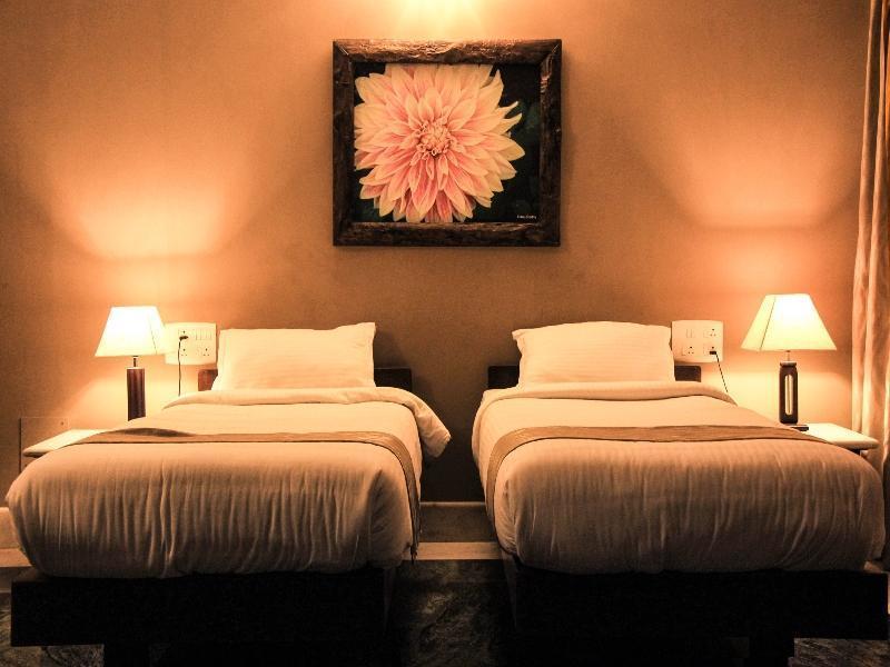 Country house Hanu Reddy Residences Poes Garden