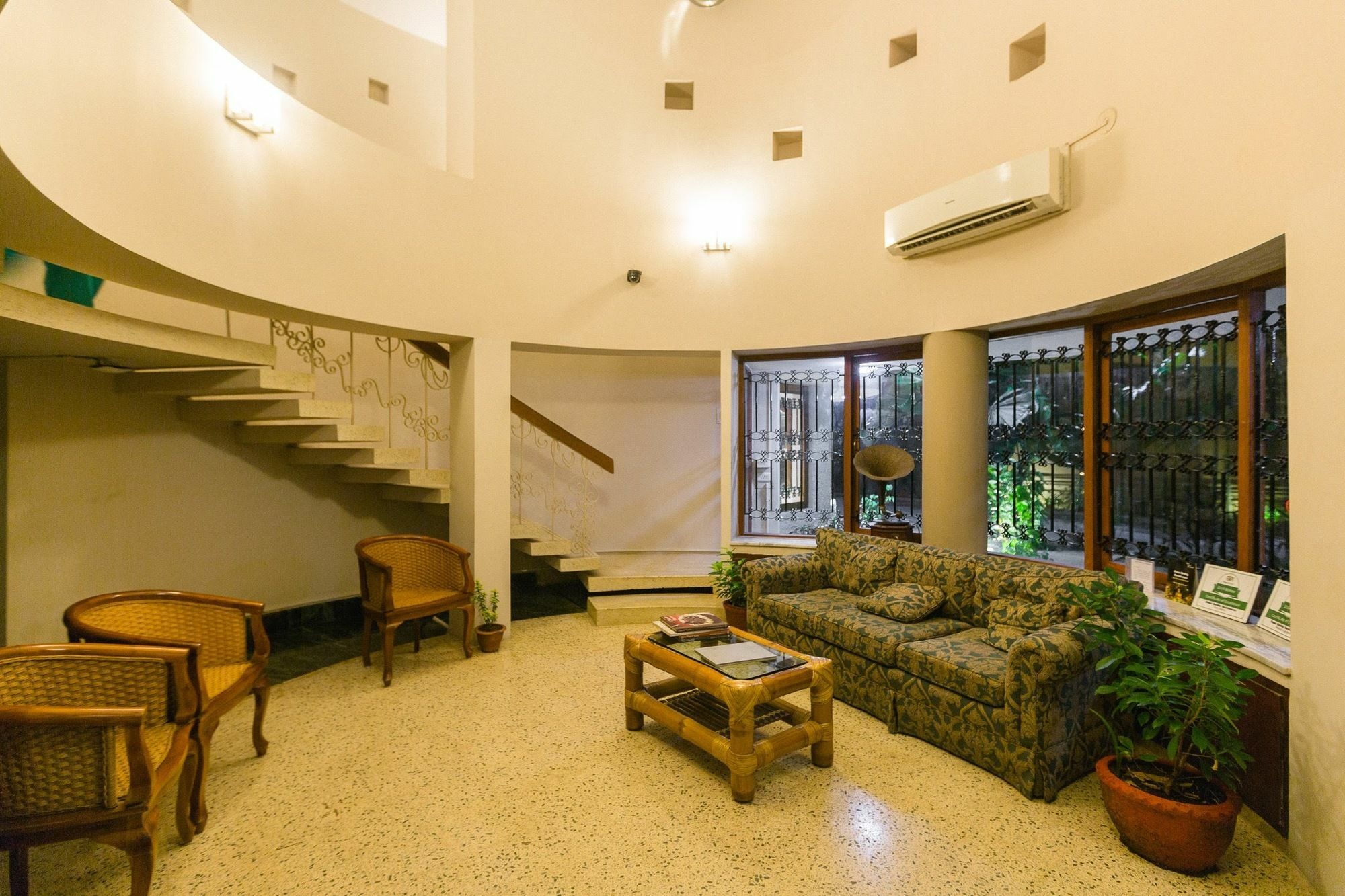 Country house Hanu Reddy Residences Poes Garden